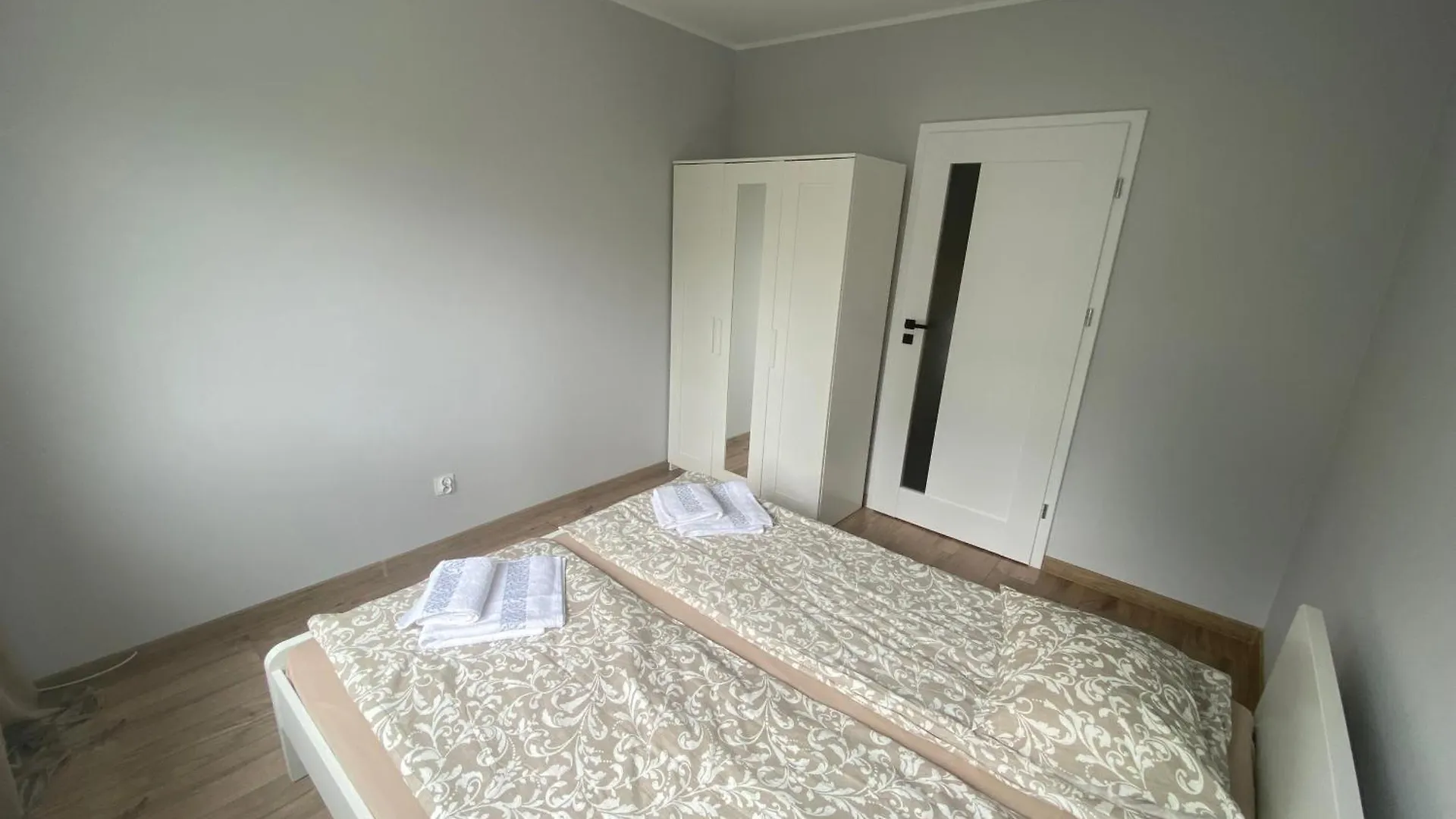 Apartament Blisko Pieknych Gdanskich Plaz